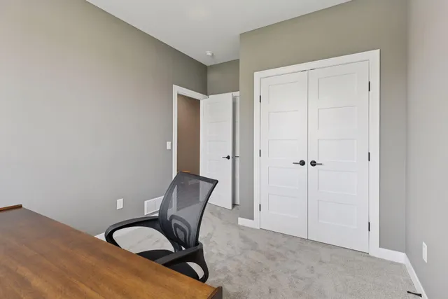 $374,900 | 721 Margaret Avenue Northeast, Isanti, MN 55040