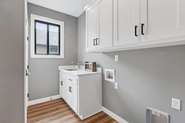 $374,900 | 721 Margaret Avenue Northeast, Isanti, MN 55040