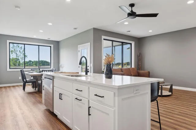 $374,900 | 721 Margaret Avenue Northeast, Isanti, MN 55040