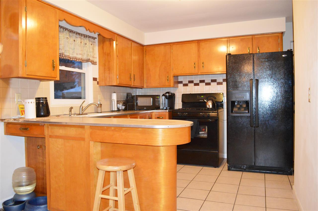 25588 Grant Road South Bend, IN 46619 - Photo 3 of 24 Gallery Image 3