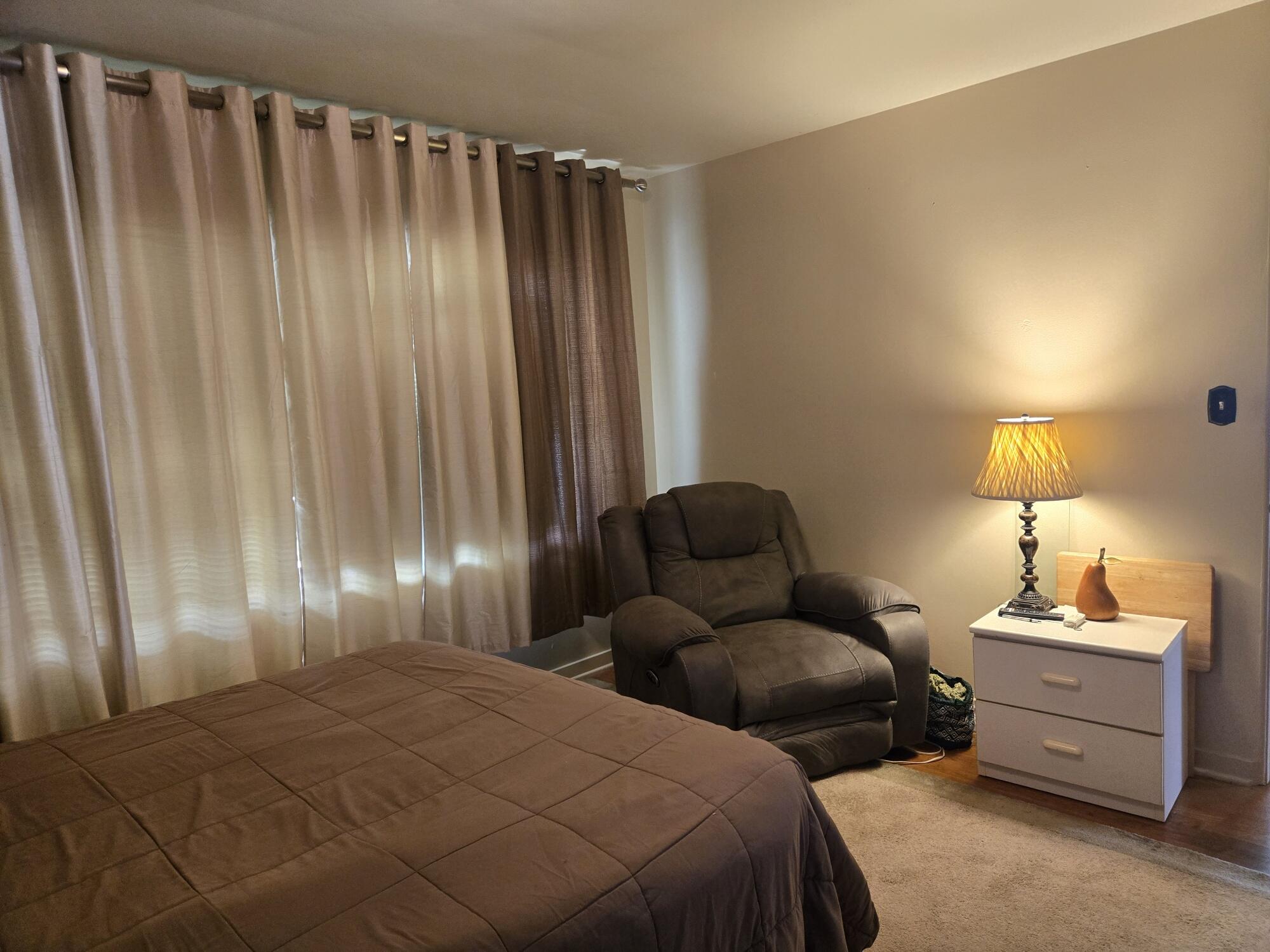 4300 Kinzie Avenue Racine, WI 53405 - Photo 15 of 32 Primary Bedroom