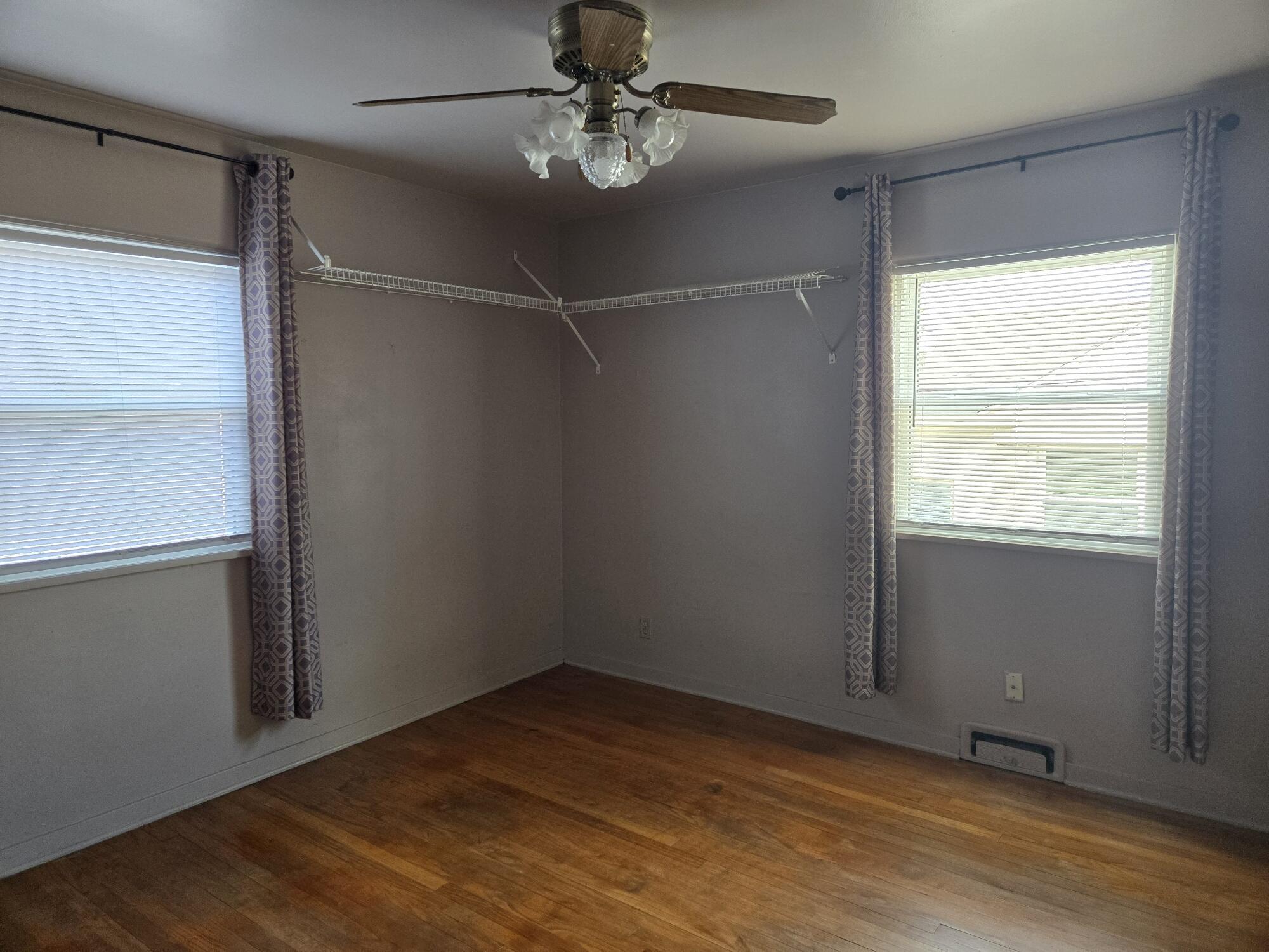 4300 Kinzie Avenue Racine, WI 53405 - Photo 19 of 32 3rd bedroom