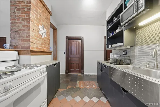 $345,678 | 76 Anderson Place, Buffalo, NY 14222