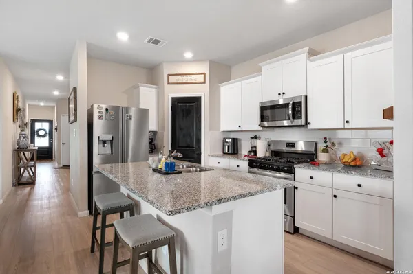 $1,995 | 2802 Calandra Lark, New Braunfels, TX 78130