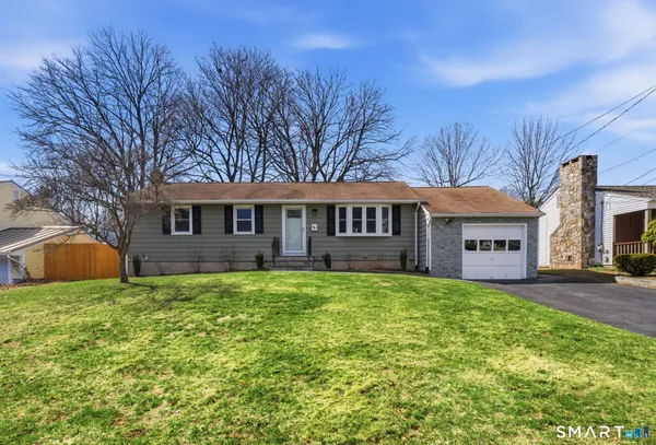 $390,000 | 55 Old Farm Drive, Newington, CT 06111