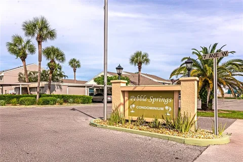 $139,000 | 5964 7th Avenue West, Unit 5964, Bradenton, FL 34209