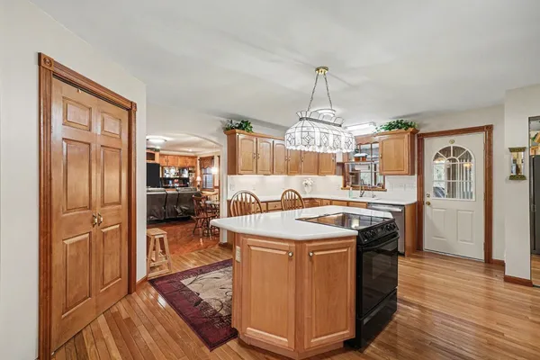 $639,900 | 20902 Ridgecliff Court, Lawrenceburg, IN 47025