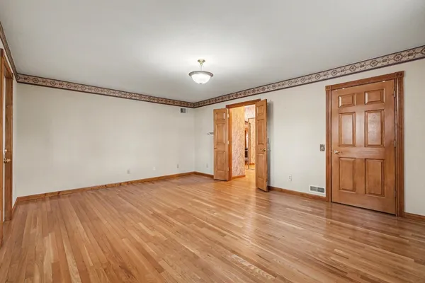 $639,900 | 20902 Ridgecliff Court, Lawrenceburg, IN 47025