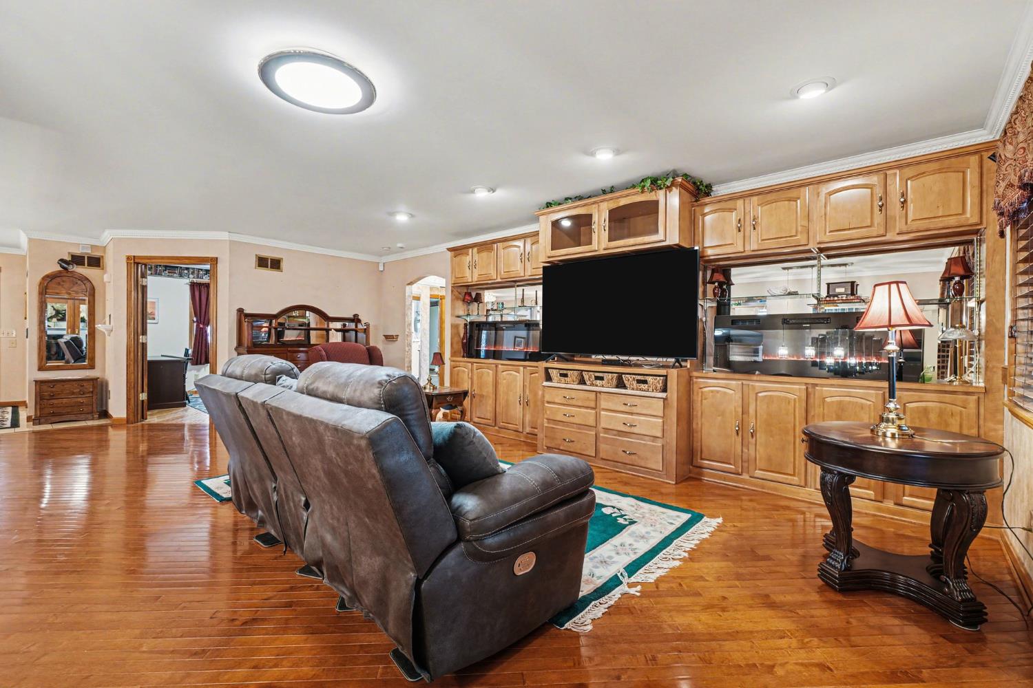 20902 Ridgecliff Court Lawrenceburg, IN 47025 - Photo 8 of 58