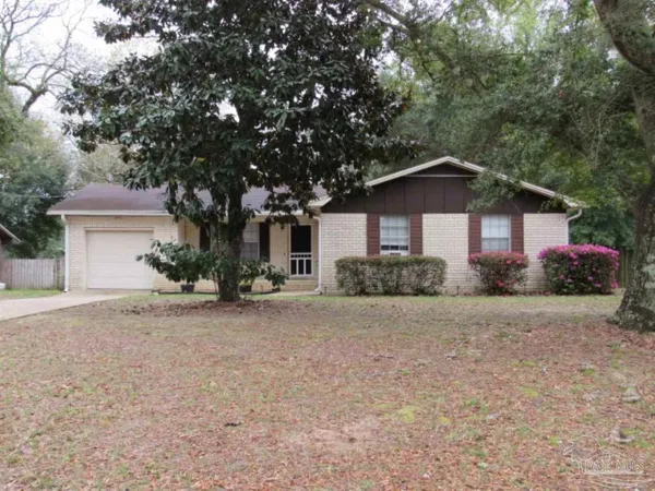 $1,250 | 4965 Catalina Circle, Pensacola, FL 32506