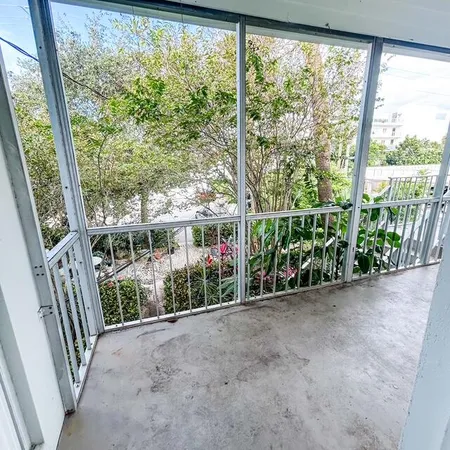 $1,600 | 23 South Lakeside Drive, Unit 4, Lake Worth Beach, FL 33460