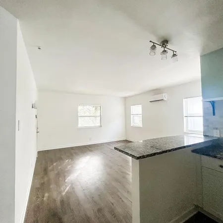 $1,600 | 23 South Lakeside Drive, Unit 4, Lake Worth Beach, FL 33460