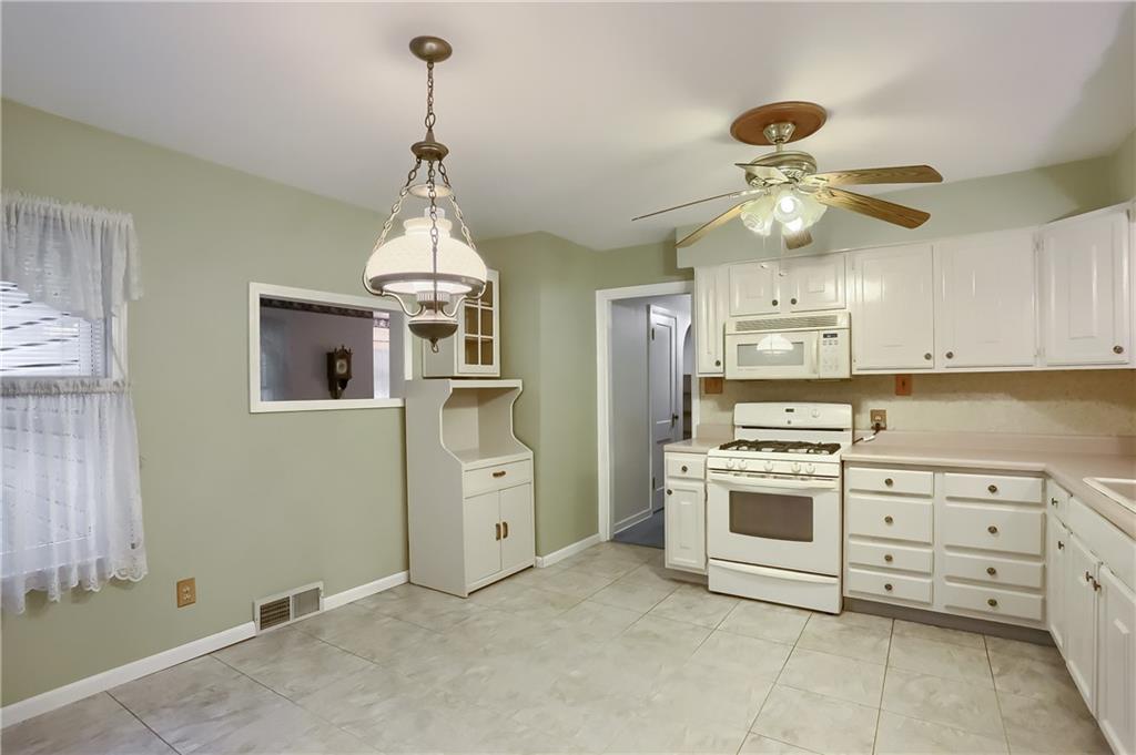 2705 Conway Wallrose Road Baden, PA 15005 - Photo 5 of 25 Gallery Image 5