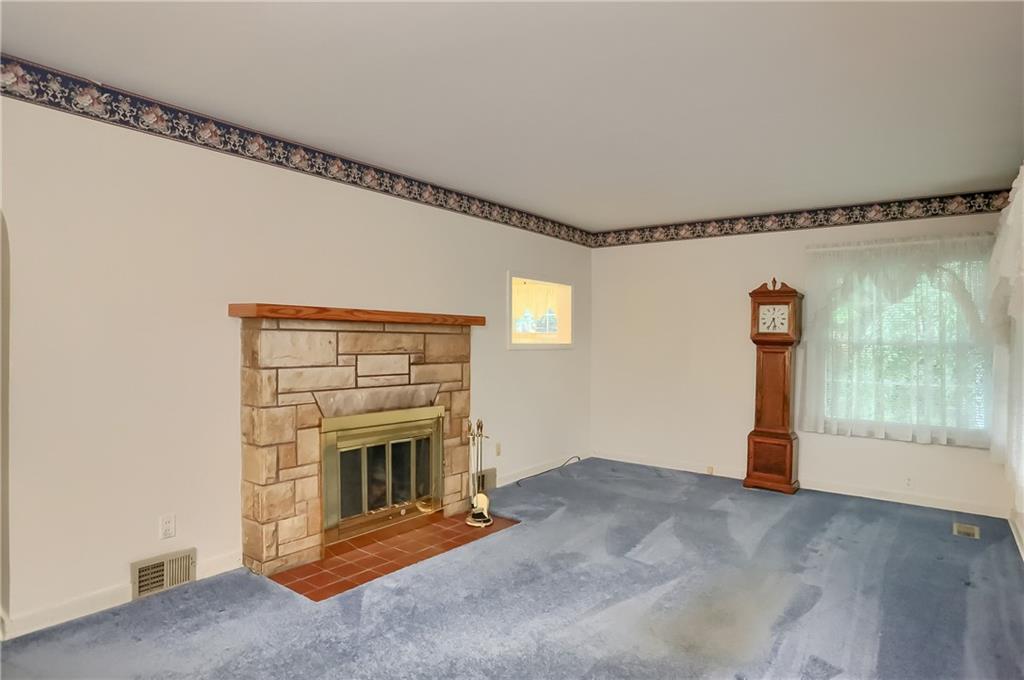 2705 Conway Wallrose Road Baden, PA 15005 - Photo 6 of 25 Gallery Image 6
