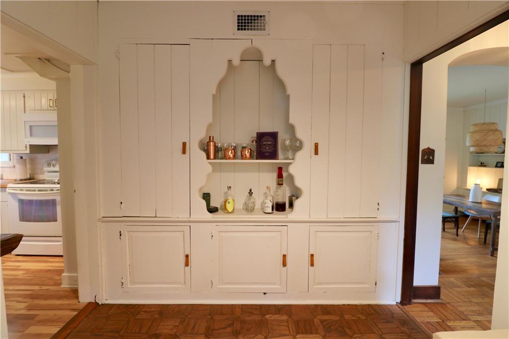 107 Fairfax Road Pittsburgh, PA 15221 - Photo 12 of 25 Gallery Image 12