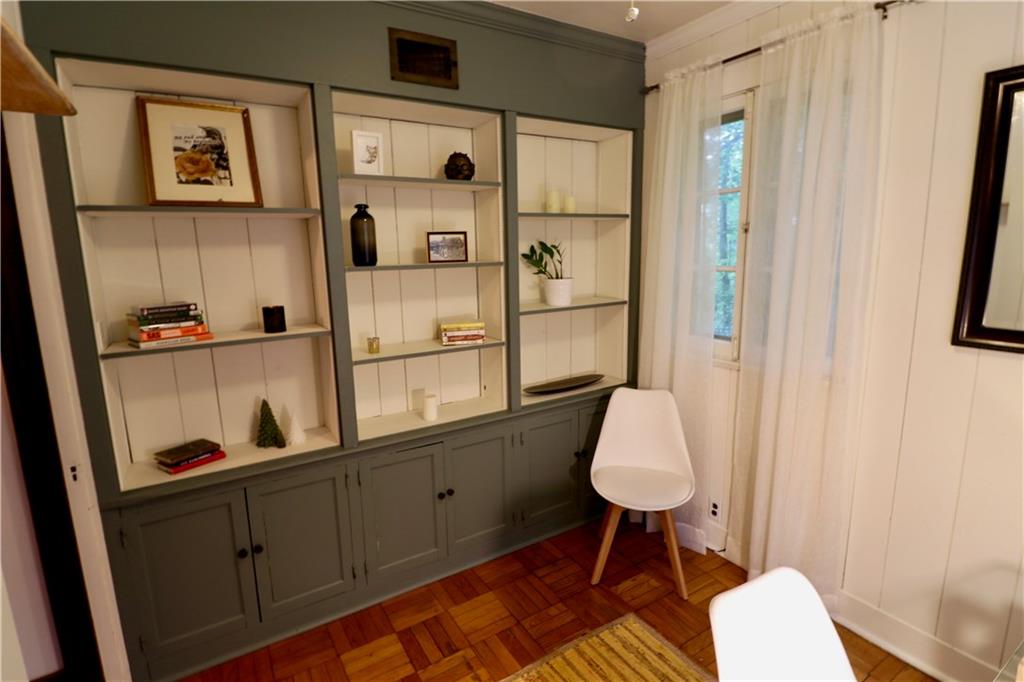 107 Fairfax Road Pittsburgh, PA 15221 - Photo 8 of 25 Gallery Image 8