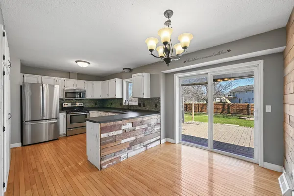 $330,000 | 503 17th Street West, Glencoe, MN 55336