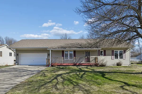 $330,000 | 503 17th Street West, Glencoe, MN 55336