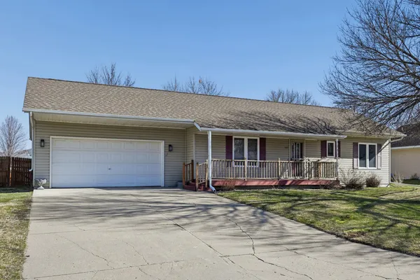 $330,000 | 503 17th Street West, Glencoe, MN 55336
