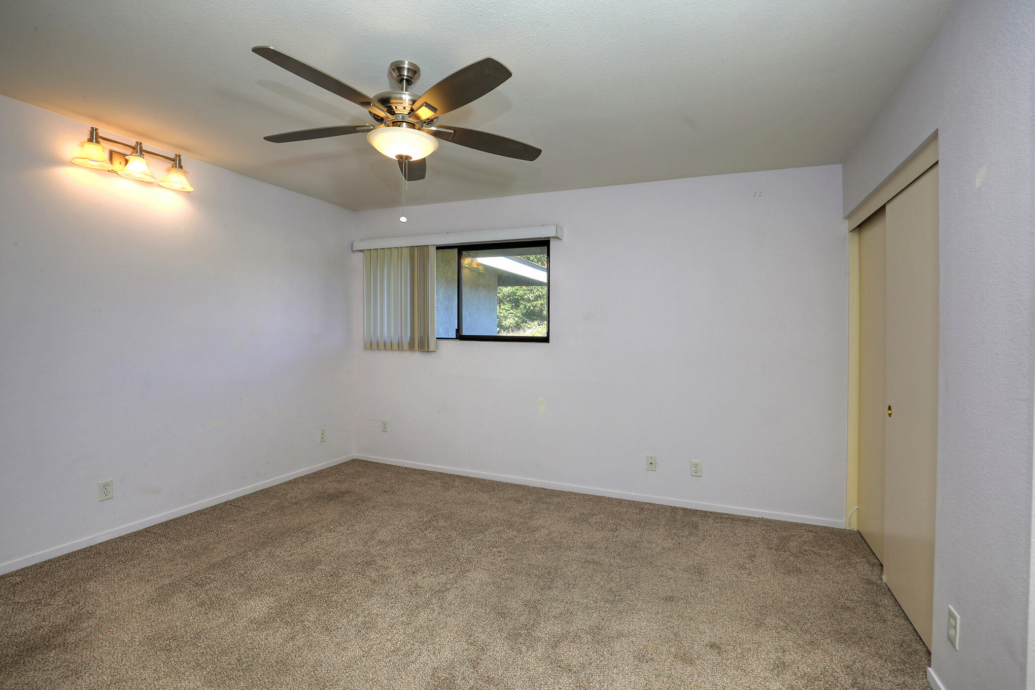 4407 Catlin Circle, Unit C Carpinteria, CA 93013 - Photo 11 of 18 Bedroom 2