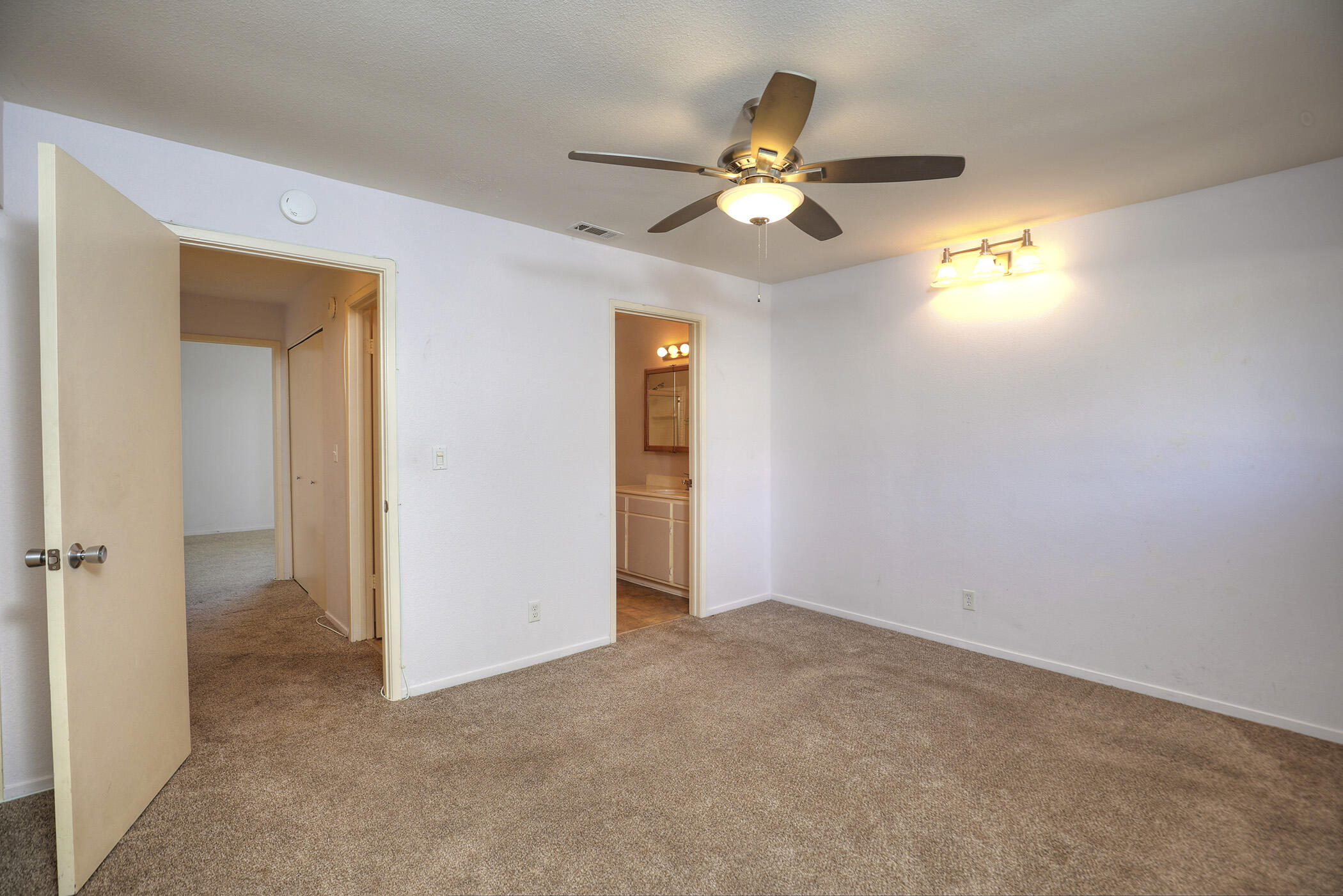 4407 Catlin Circle, Unit C Carpinteria, CA 93013 - Photo 12 of 18 Bedroom 2