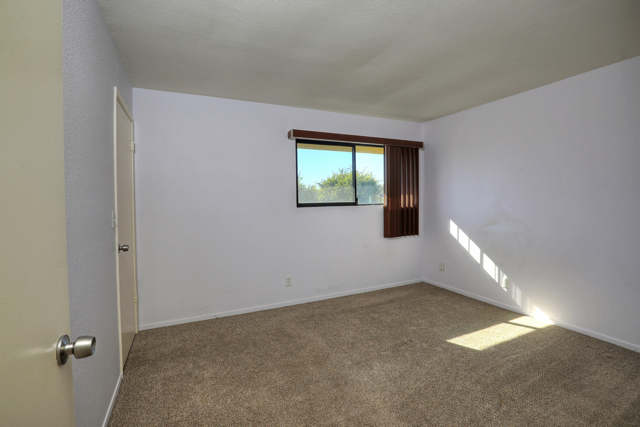 4407 Catlin Circle, Unit C Carpinteria, CA 93013 - Photo 9 of 18 Bedroom 1