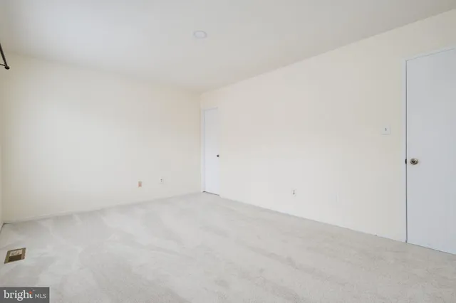 $439,900 | 2950 Cambridge Drive, Woodbridge, VA 22192