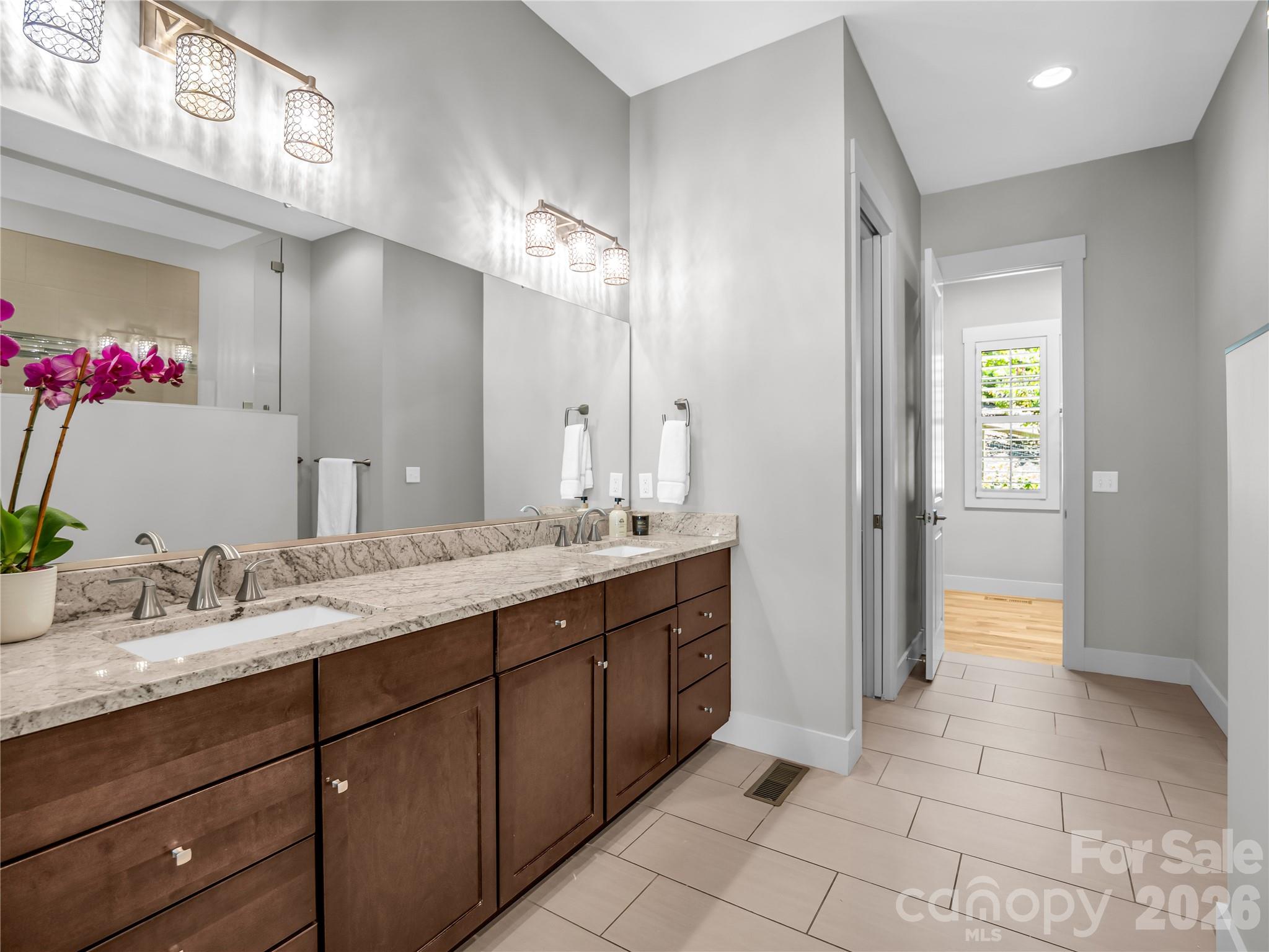 122 Cisco Road Asheville, NC 28805 - Photo 17 of 40