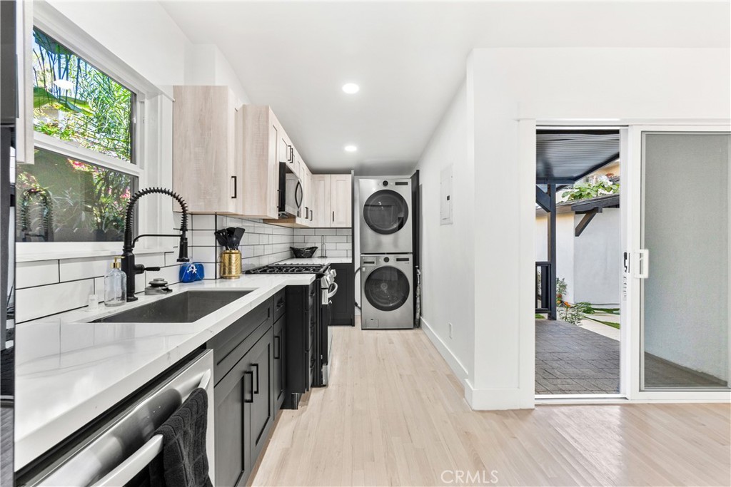 1148 Locust Avenue Long Beach, CA 90813 - Photo 11 of 59