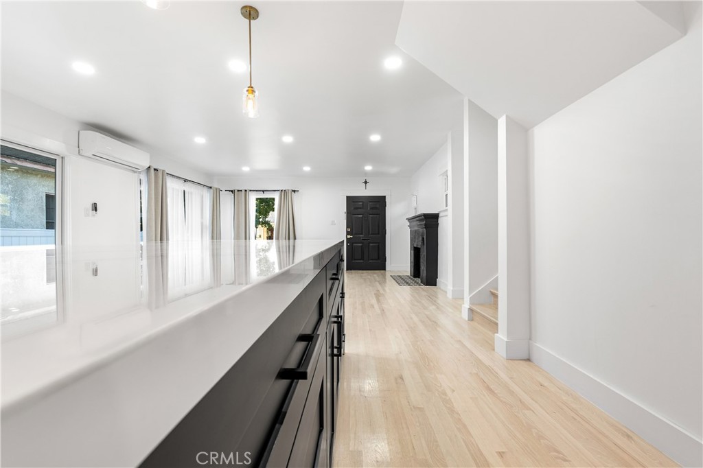 1148 Locust Avenue Long Beach, CA 90813 - Photo 16 of 59