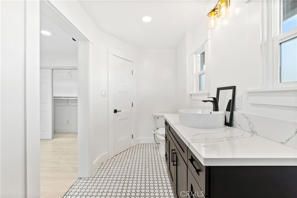 1148 Locust Avenue Long Beach, CA 90813 - Photo 27 of 59