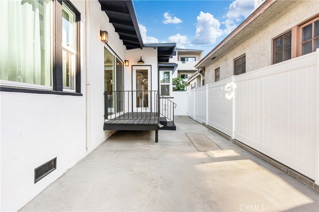 1148 Locust Avenue Long Beach, CA 90813 - Photo 47 of 59