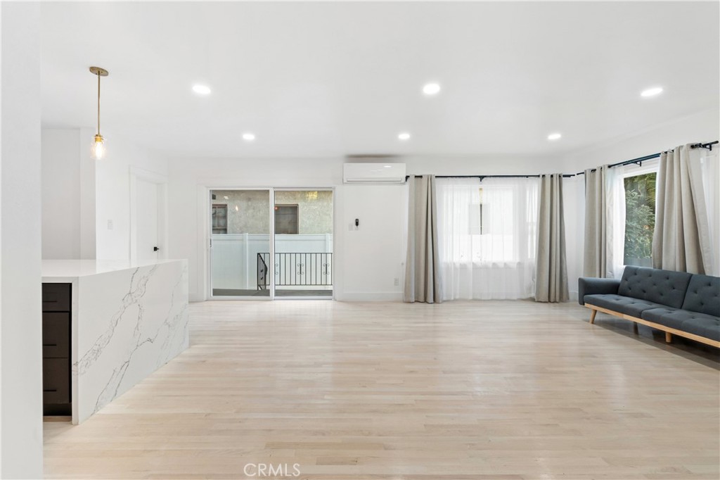 1148 Locust Avenue Long Beach, CA 90813 - Photo 5 of 59