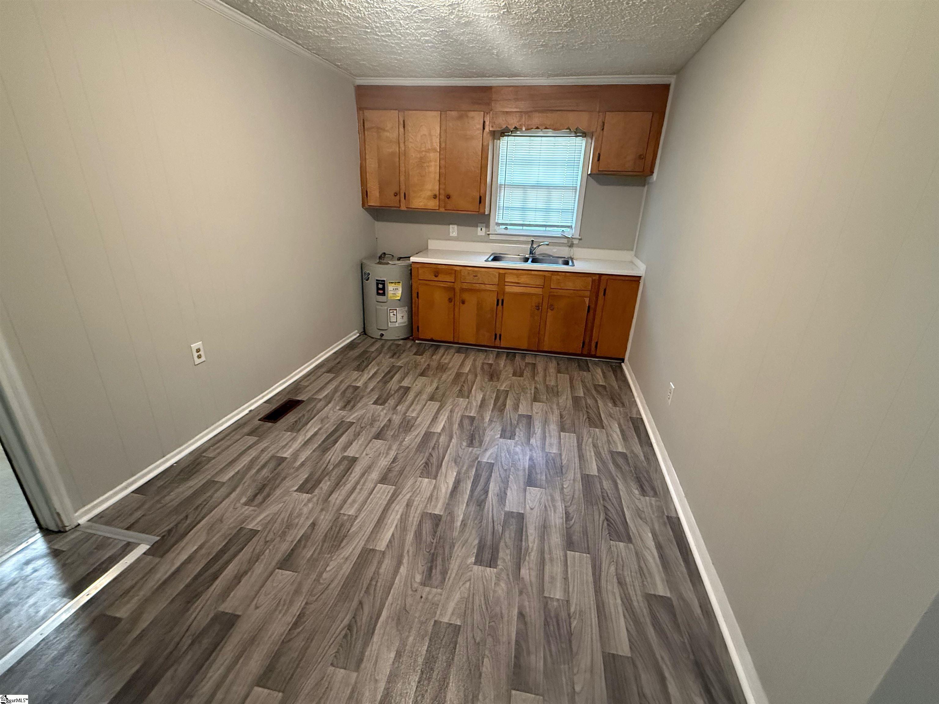 409 Butler Street Anderson, SC 29624 - Photo 3 of 17 Gallery Image 3