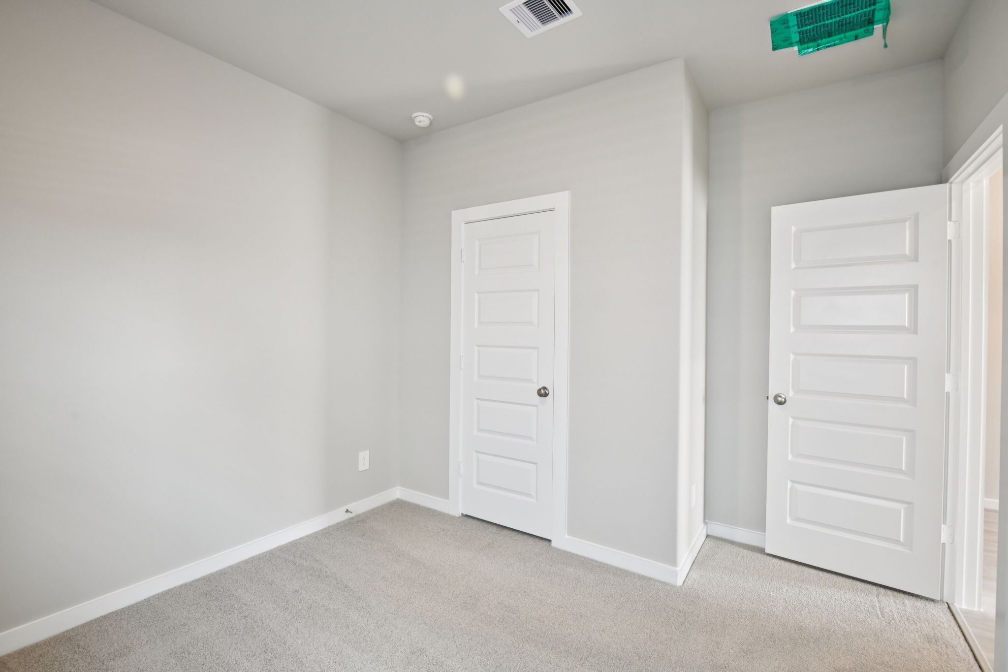 1672 Hopson Ranch Drive Conroe, TX 77301 - Photo 33 of 44 an empty room with closet