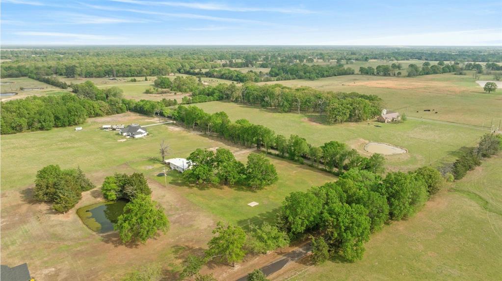 81 County Road Blossom, TX 75416 - Photo 21 of 26