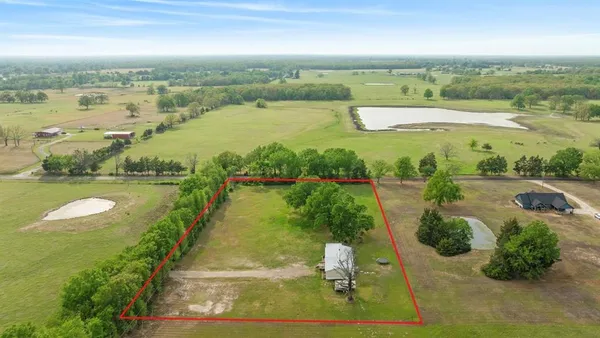 $175,000 | 81 County Road, Blossom, TX 75416