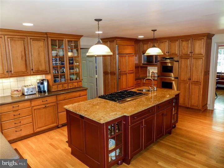 2008 Makefield Road Yardley, PA 19067 - Photo 3 of 23 Gallery Image 3