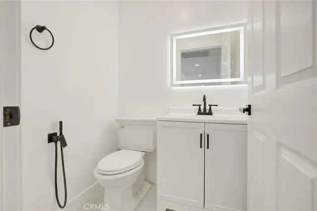 $1,495,000 | 9055 Forbes Avenue, Northridge, CA 91343