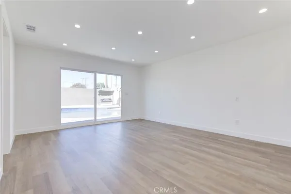 $1,285,000 | 9055 Forbes Avenue, Northridge, CA 91343