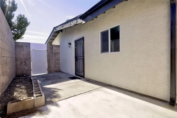 $1,285,000 | 9055 Forbes Avenue, Northridge, CA 91343