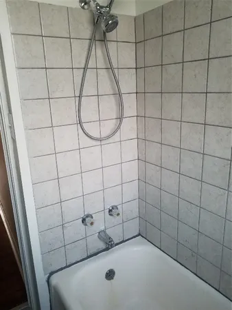 $1,350 | 1710 Market Street, Galveston, TX 77550