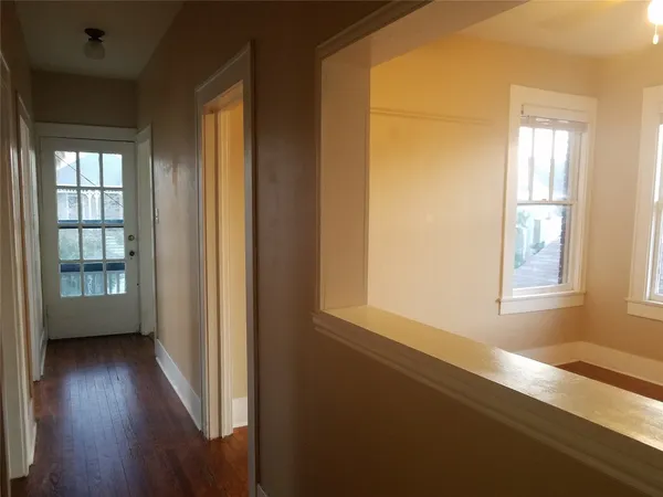 $1,350 | 1710 Market Street, Galveston, TX 77550