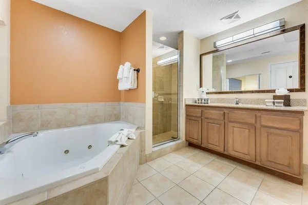 $160,000 | 12538 Floridays Resort Drive, Unit 102C, Orlando, FL 32821