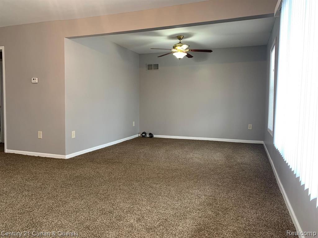 7038 Middlepointe Street Dearborn, MI 48126 - Photo 5 of 25