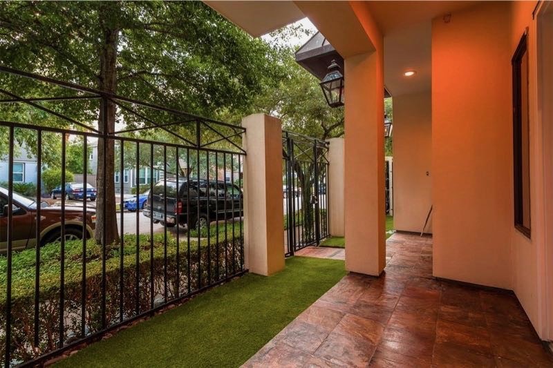 2034 Colquitt Street, Unit A Houston, TX 77098 - Photo 5 of 30 a view of a garden from deck