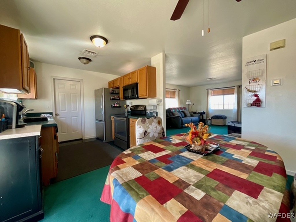 564 South Laguna Road Golden Valley, AZ 86413 - Photo 7 of 19 Dining Area