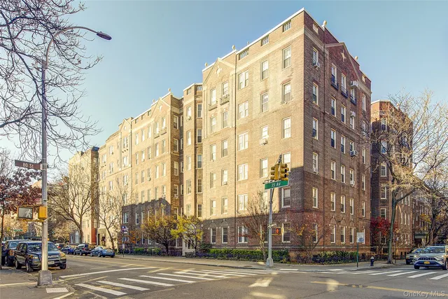 $550,000 | 79-15 35th Avenue, Unit 5A | Jackson Heights
