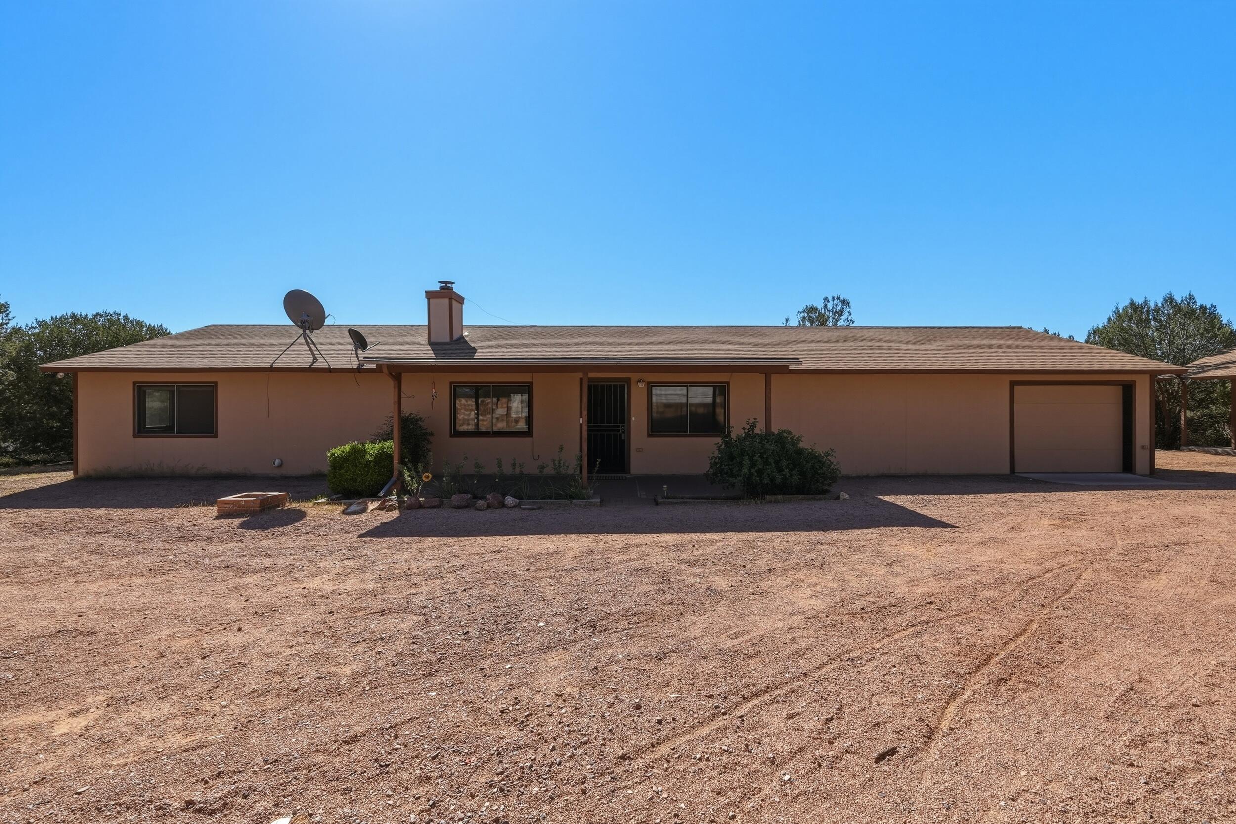 198 Lucky Lane Payson, AZ 85541 - Photo 21 of 31 a view of a house with a yard