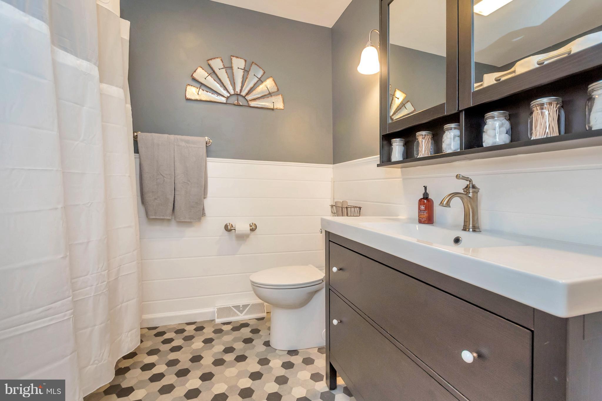 2409 Courthouse Road Stafford, VA 22554 - Photo 13 of 30 Bath